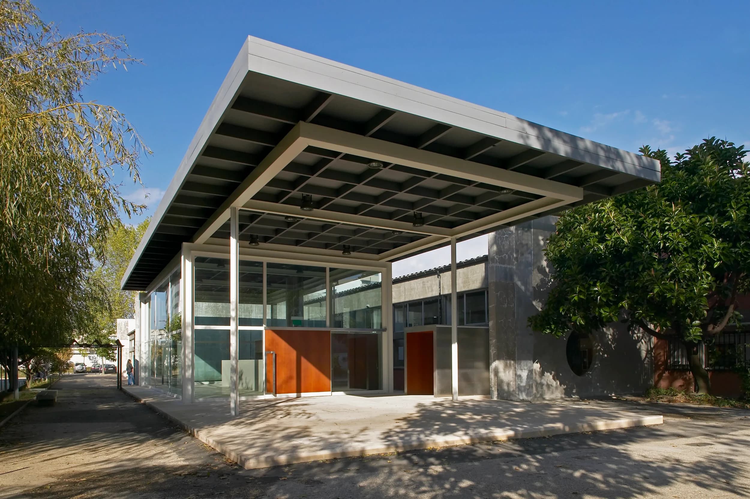 Fontes Pereira de Melo School - Bar & Lobby